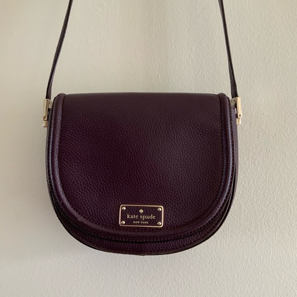 kate spade Handbags - Kate Spade small crossbody purse